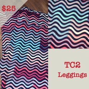 NEW LULAROE TALL & CURVY 2 LEGGINGS (TC2)